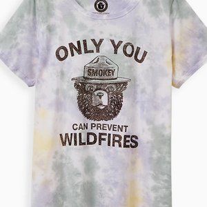 Torrid - Smokey the Bear tie dye tee - Size 4